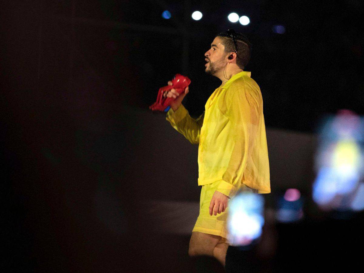 El Conejo Malo vino por primera vez y, en un cálido abrazo, Yankee dijo adiós