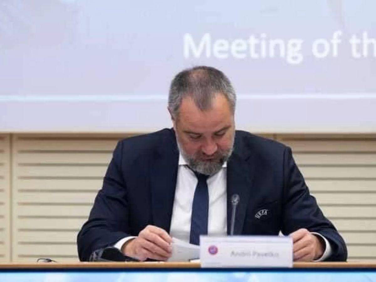 Presidente de la Asociación ucraniana de fútbol es detenido por malversación de fondos