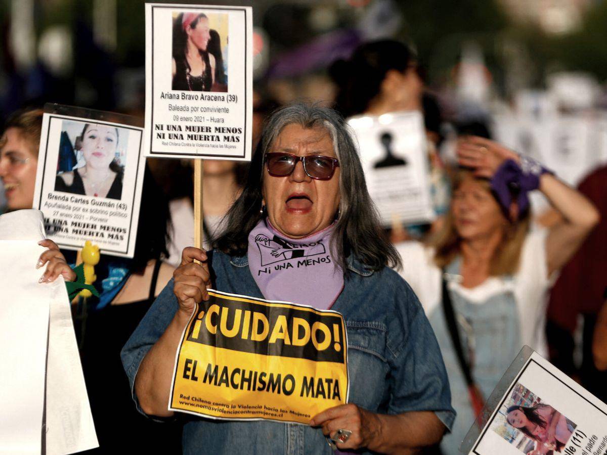 Latinoamericanas demandan acciones contra la violencia a la mujer en su día