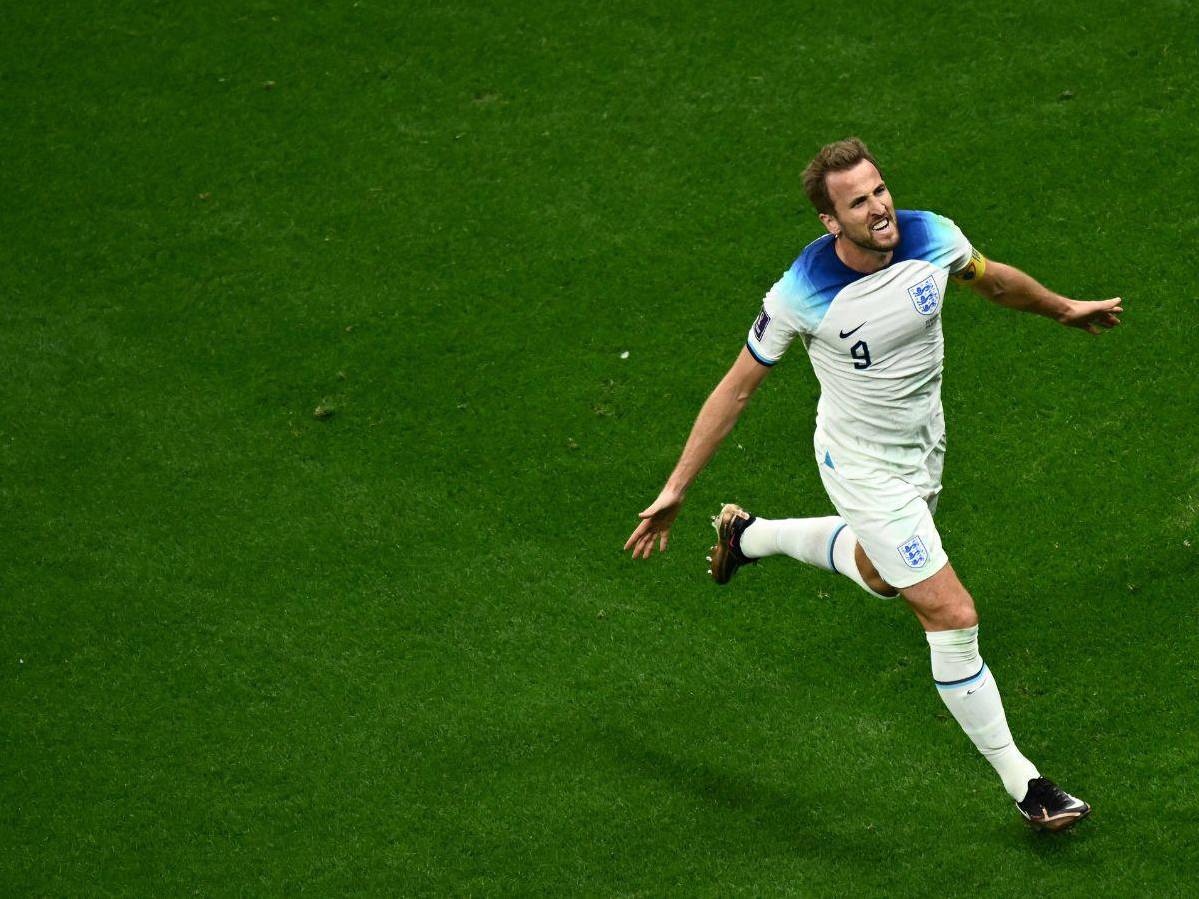 Harry Kane se estrenó como goleador en el Mundial de Qatar 2022 con su tanto frente a Senegal.