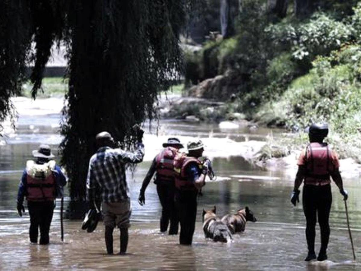 Repentina crecida de un río en Johannesburgo deja al menos 14 muertos