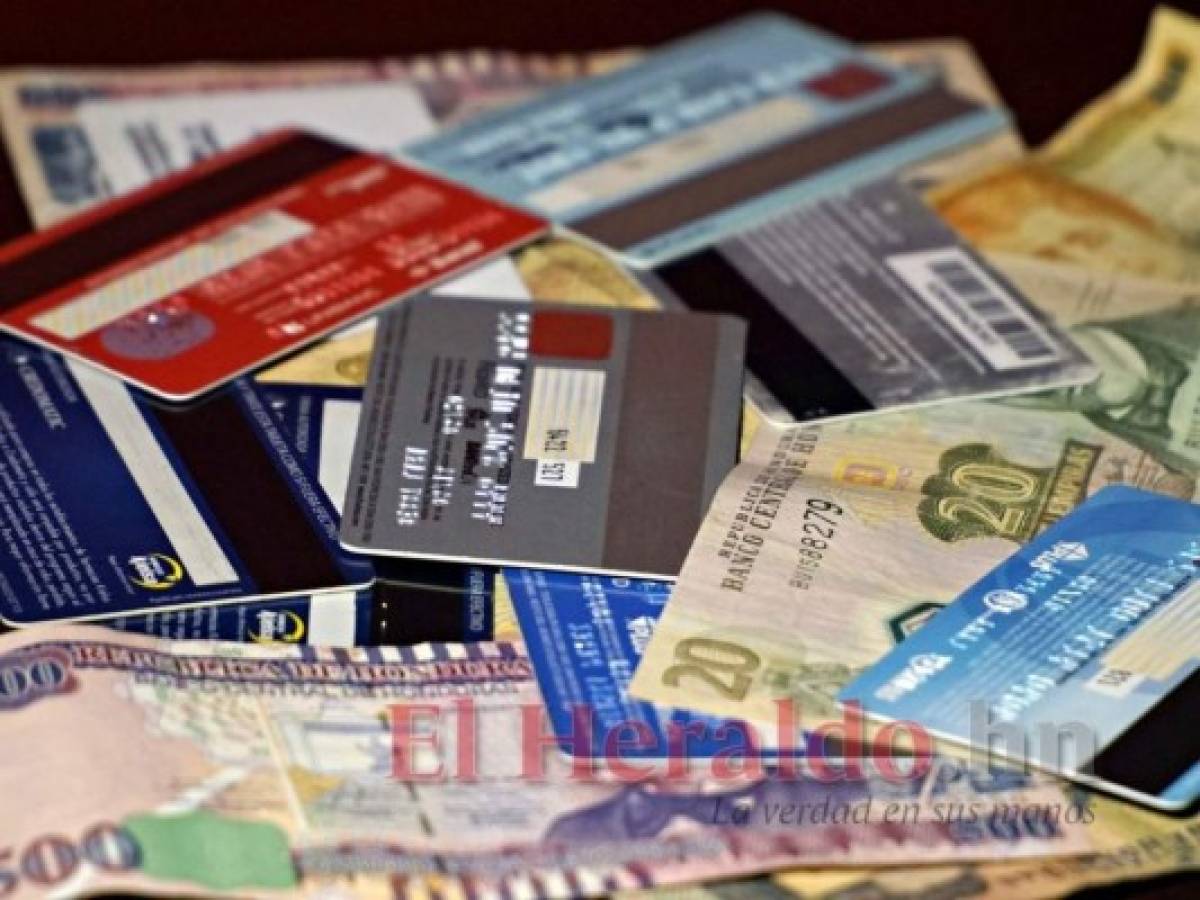 En 6% se reduce la circulación de tarjetas de crédito en Honduras