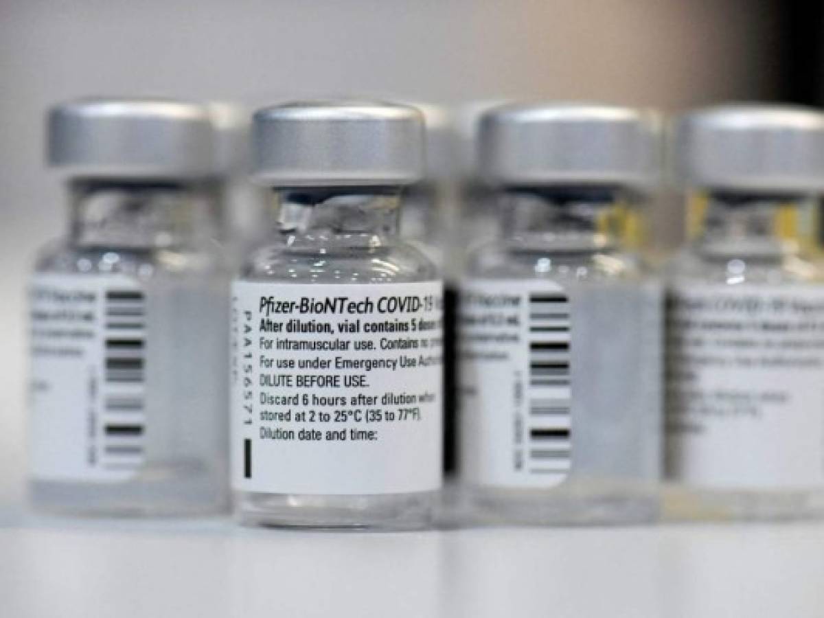 UE anuncia cuatro millones de dosis adicionales de vacuna de BioNTech/Pfizer