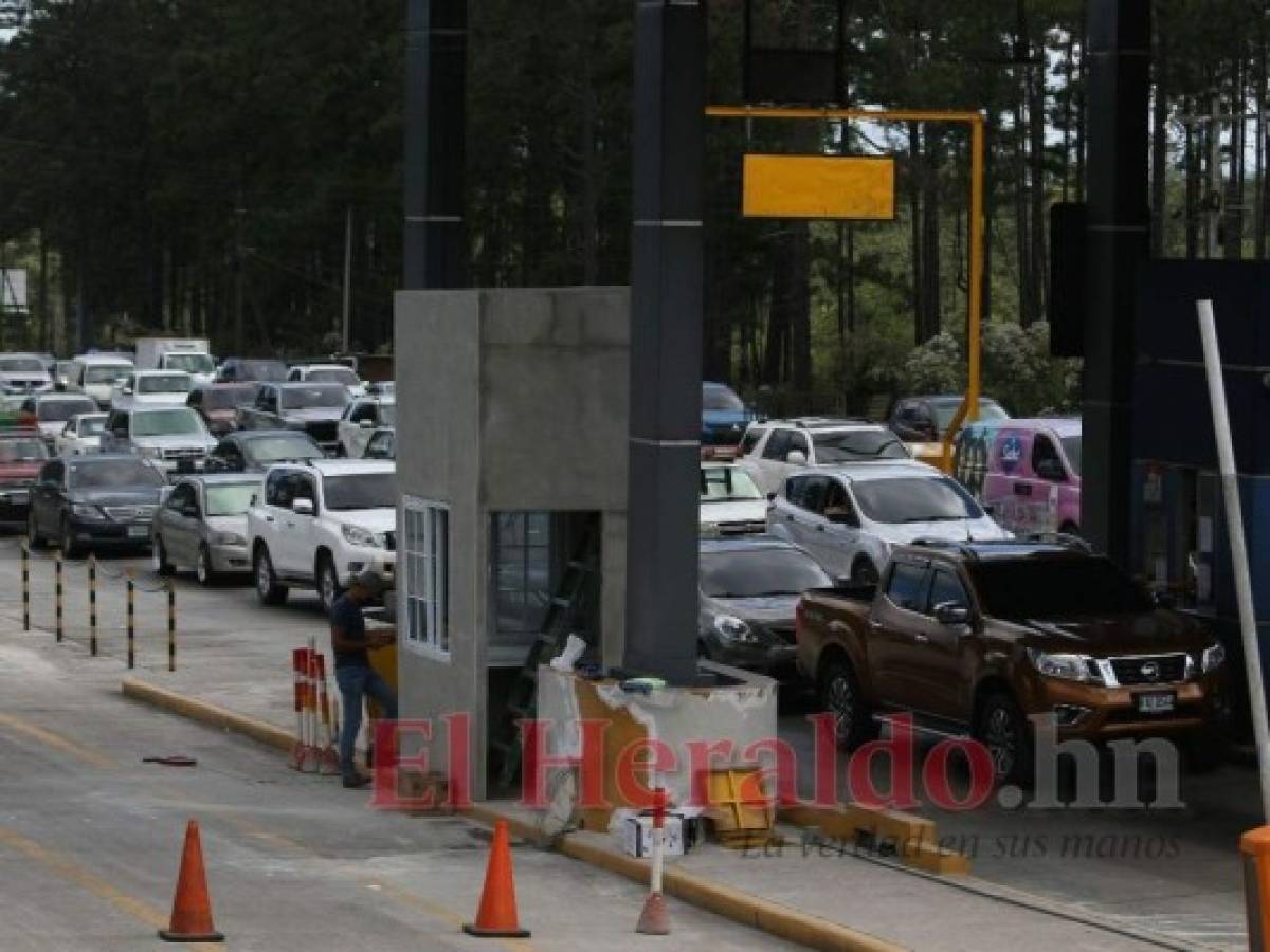 Covi-Honduras podría recibir multas por larga espera en peajes