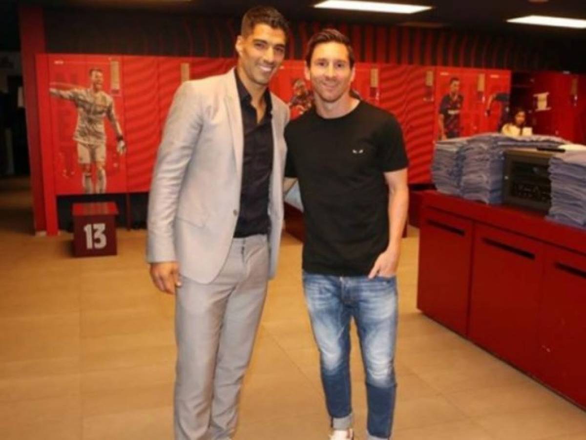 Luis Suárez y Messi viajan juntos hacia Sudamérica