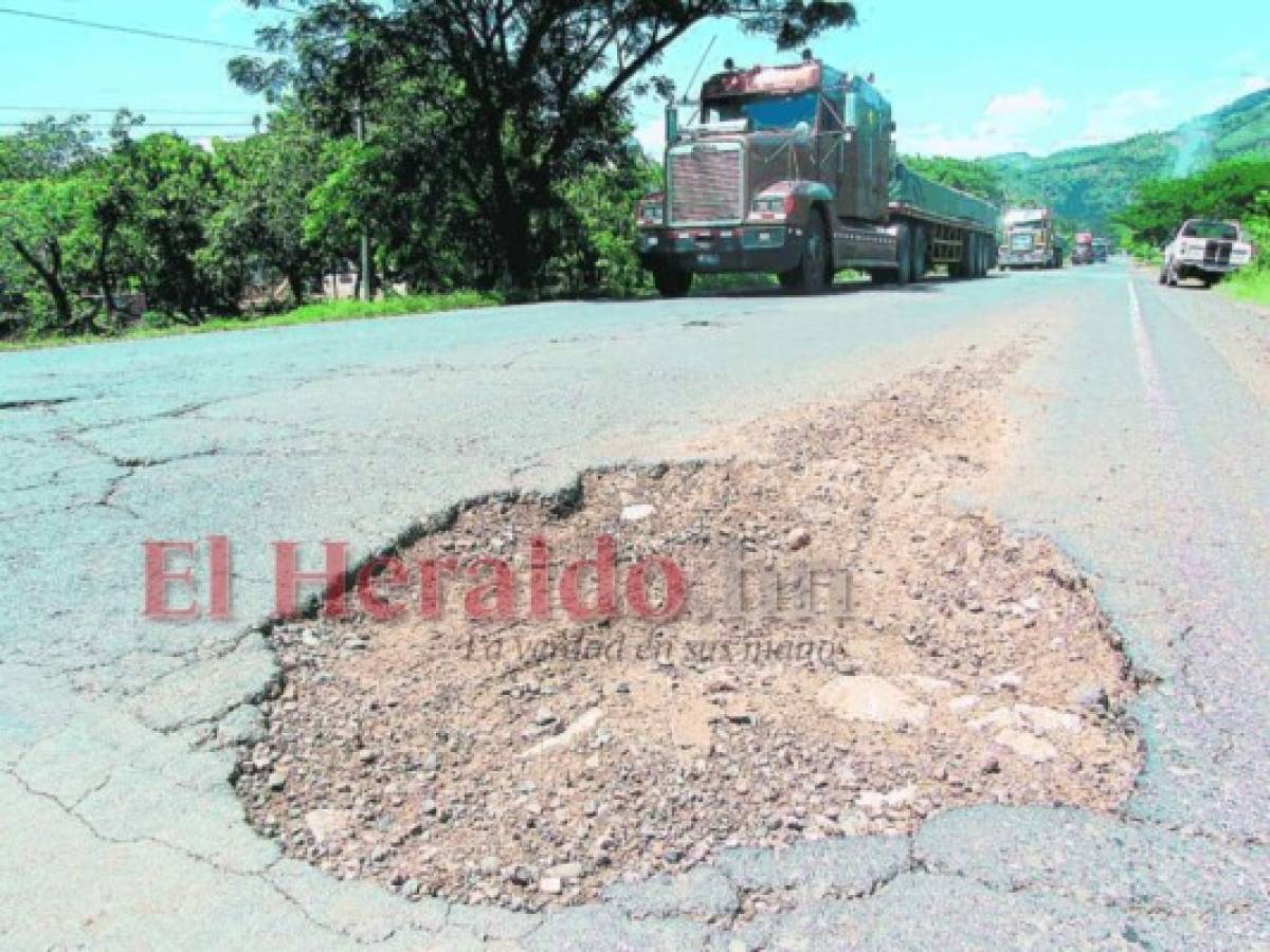 Urge reparación de la carretera del occidente de Honduras