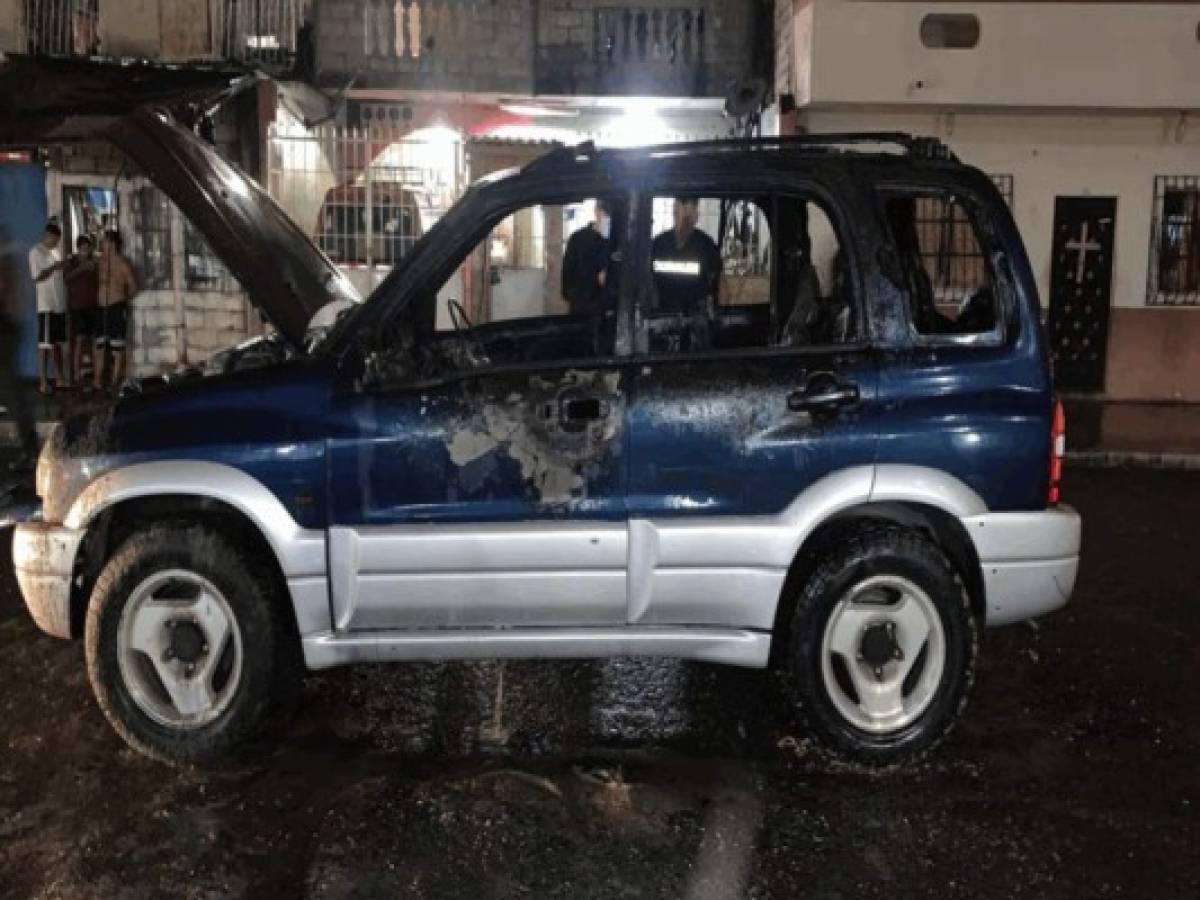 Hallan quemado el carro que habría participado en el crimen del actor Efraín Ruales