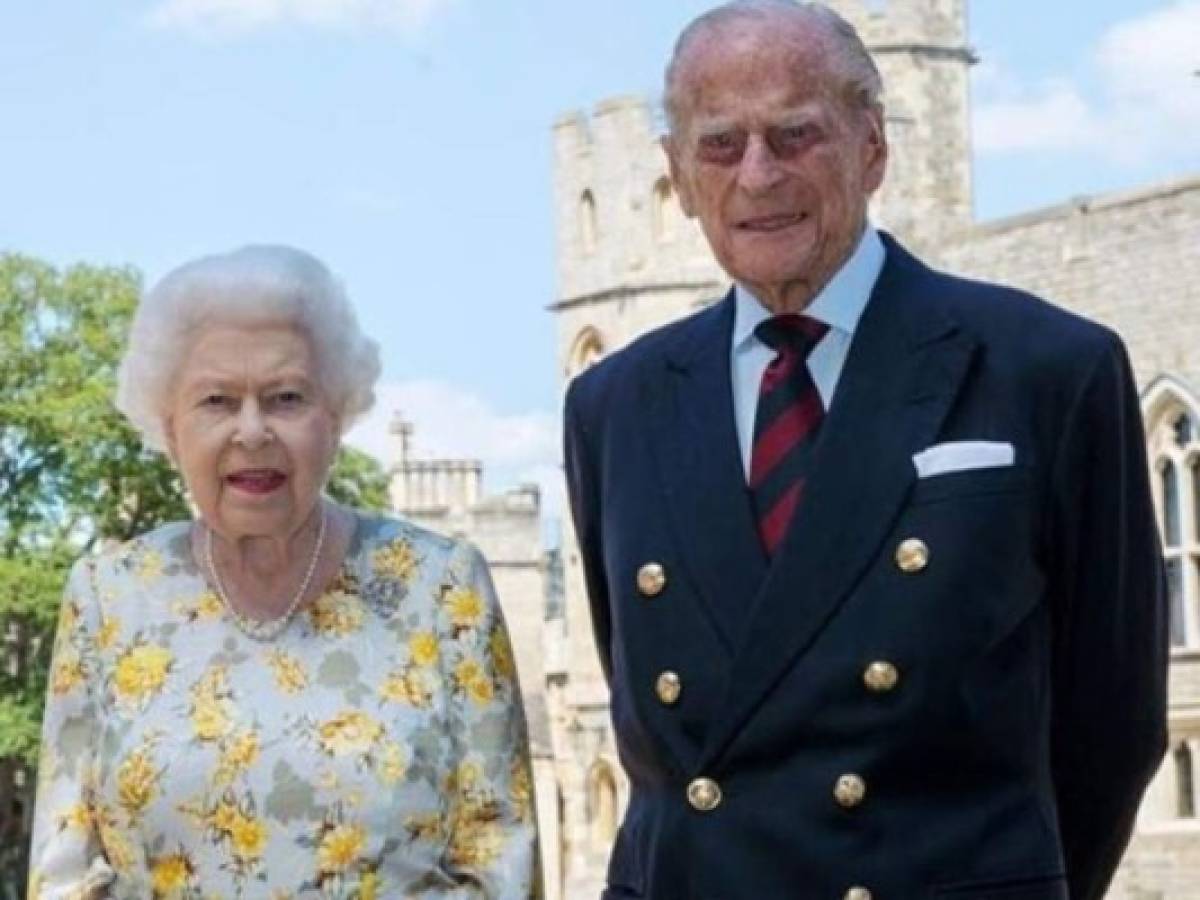 Príncipe Felipe, esposo de la reina Isabel II, cumple 99 años