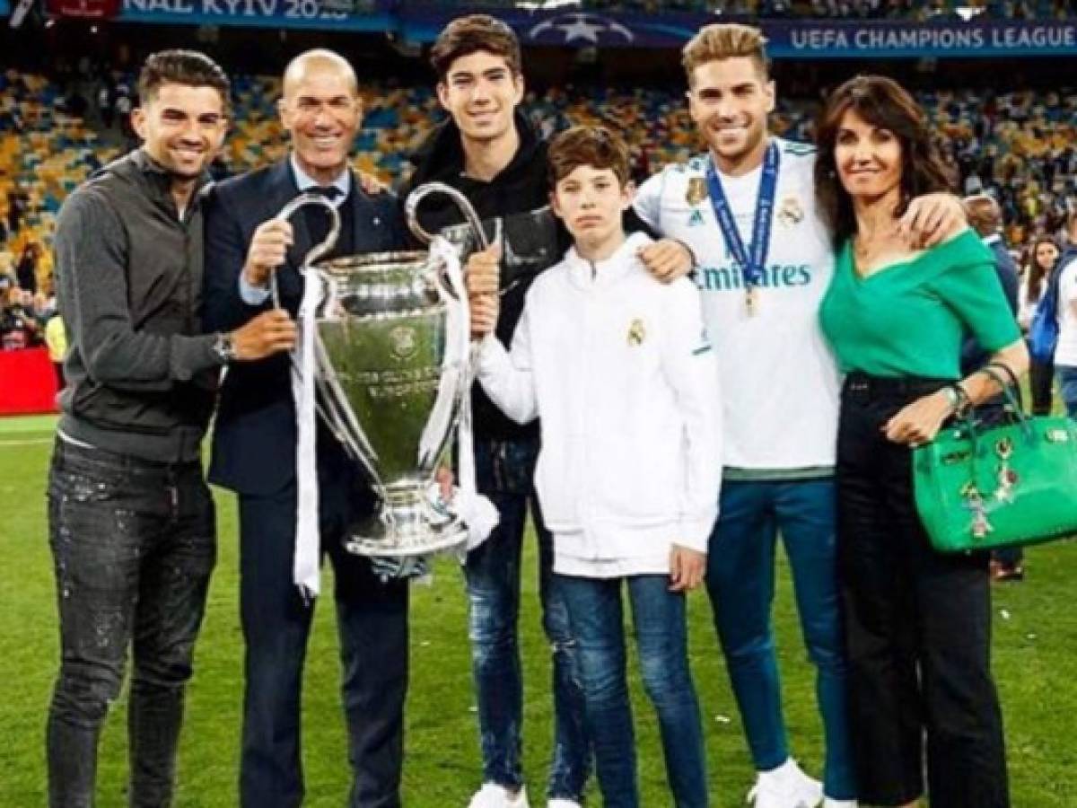 FOTO: Zidane presume cuerpazo de su esposa e hijos en Instagram