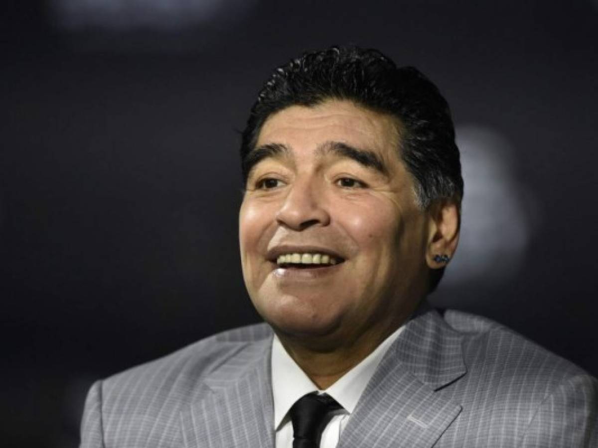 Gobierno argentino decreta tres días de duelo nacional por muerte de Maradona