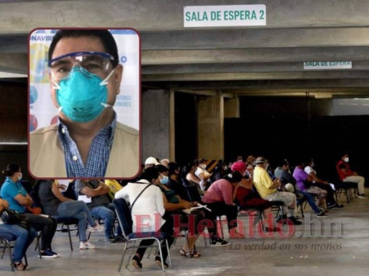 Harry Bock asegura que Salud es 'transparente' con la información de la pandemia