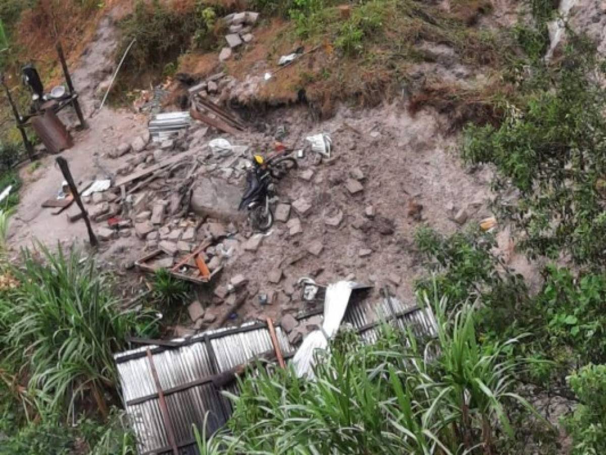 Tragedia: Familia muere soterrada por alud de tierra en Ocotepeque