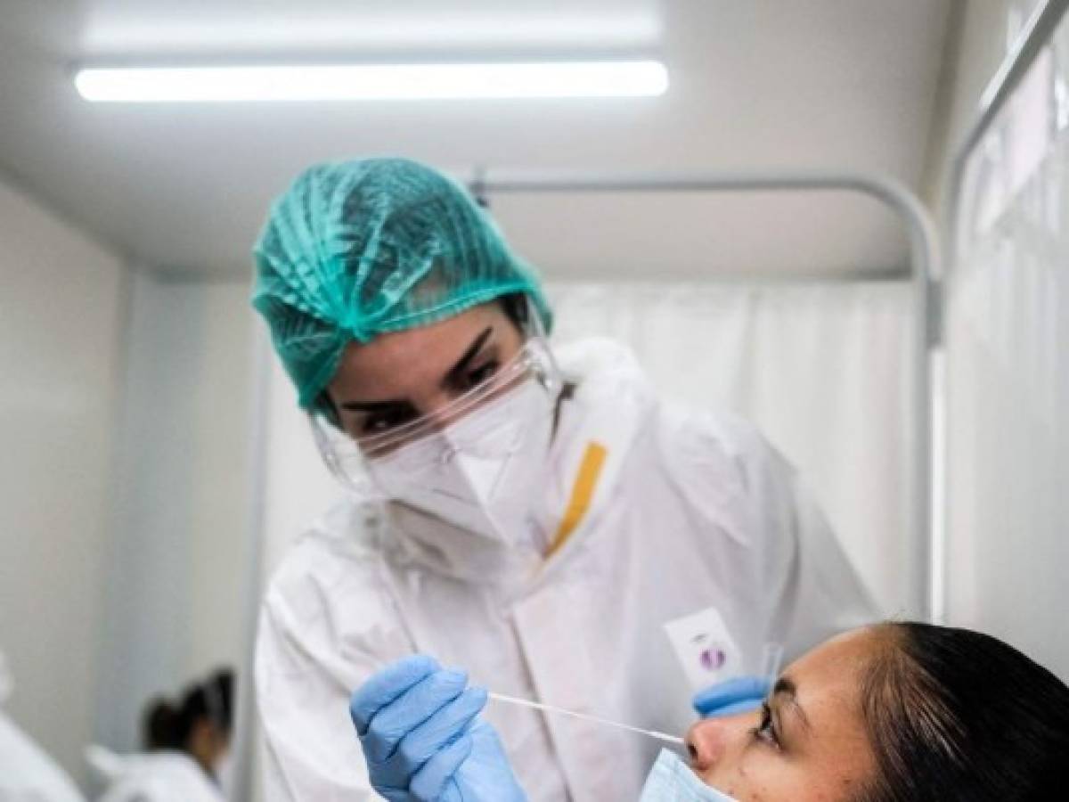 Israel detecta el primer caso de 'flurona': infección de gripe y covid