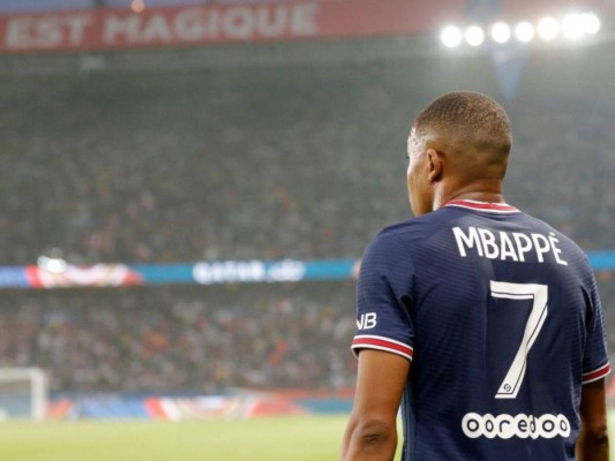 ¿Rechazo? Los hinchas del PSG silban el nombre de Mbappé