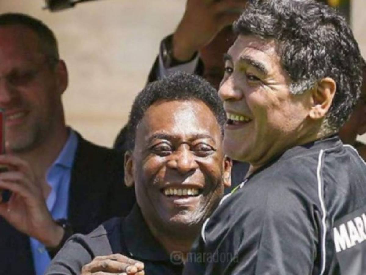 Maradona se suma a 'homenaje universal' en cumpleaños de Pelé