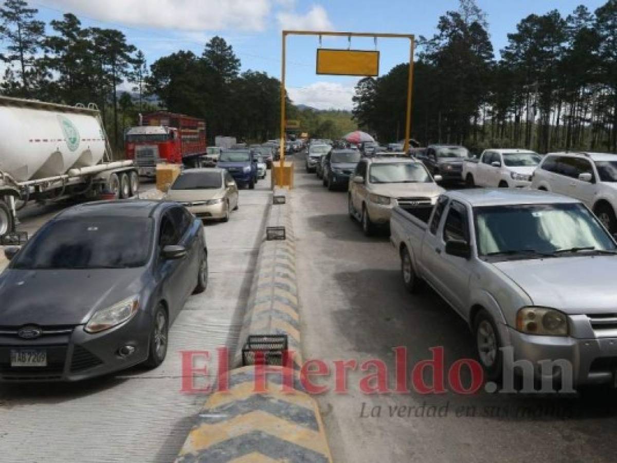 Las horas con mayor tráfico son entre 8:00 y 11:00 de la mañana y desde las 4:00 de la tarde. Foto: Efraín Salgado/El Heraldo