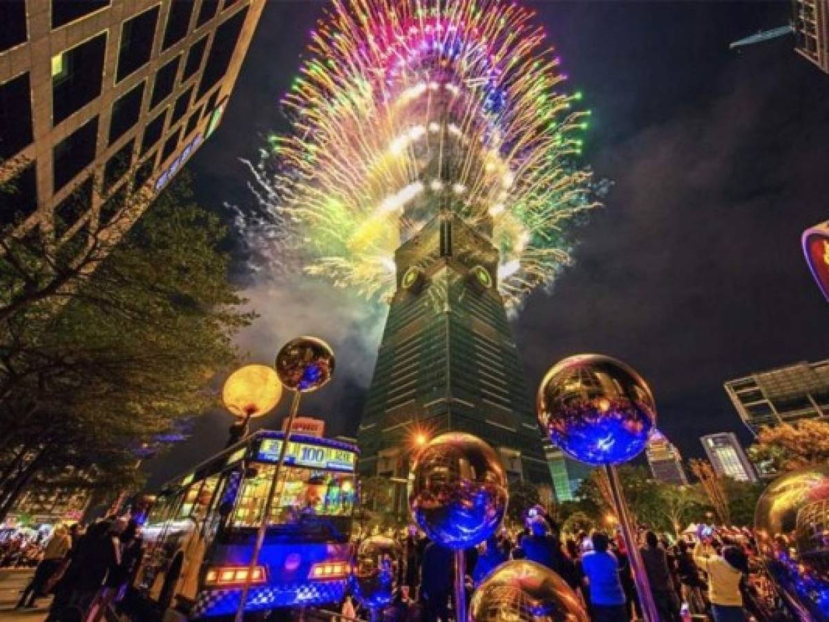 Torre Taipéi 101 recibirá Año Nuevo dispararando 16,000 fuegos artificiales en 360 segundos  