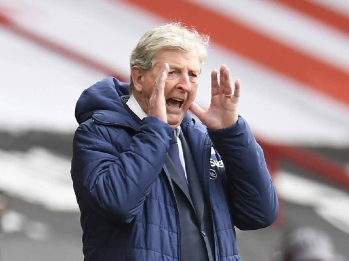 Roy Hodgson, con 73 años, no seguirá como DT de Crystal Palace