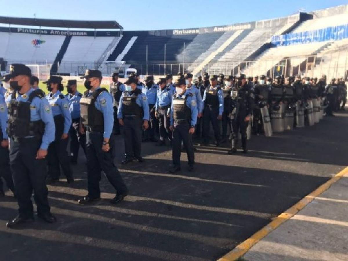 Policía Nacional garantiza seguridad para partido de semifinales entre Olimpia y Vida