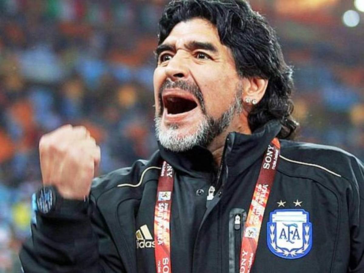 Revelan el audio que Maradona le envió al novio de su ex