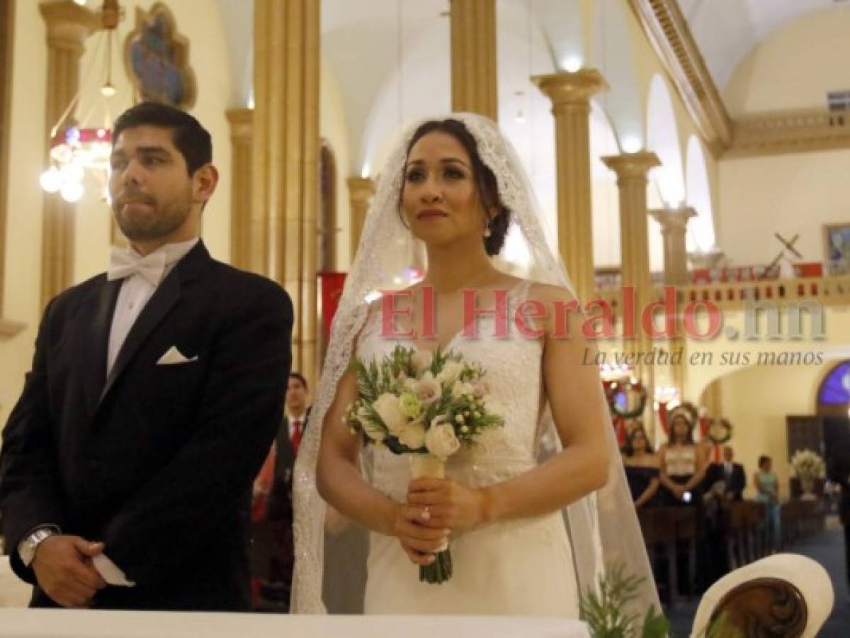 Hija de Juan Orlando Hernández se casa con David Rivera