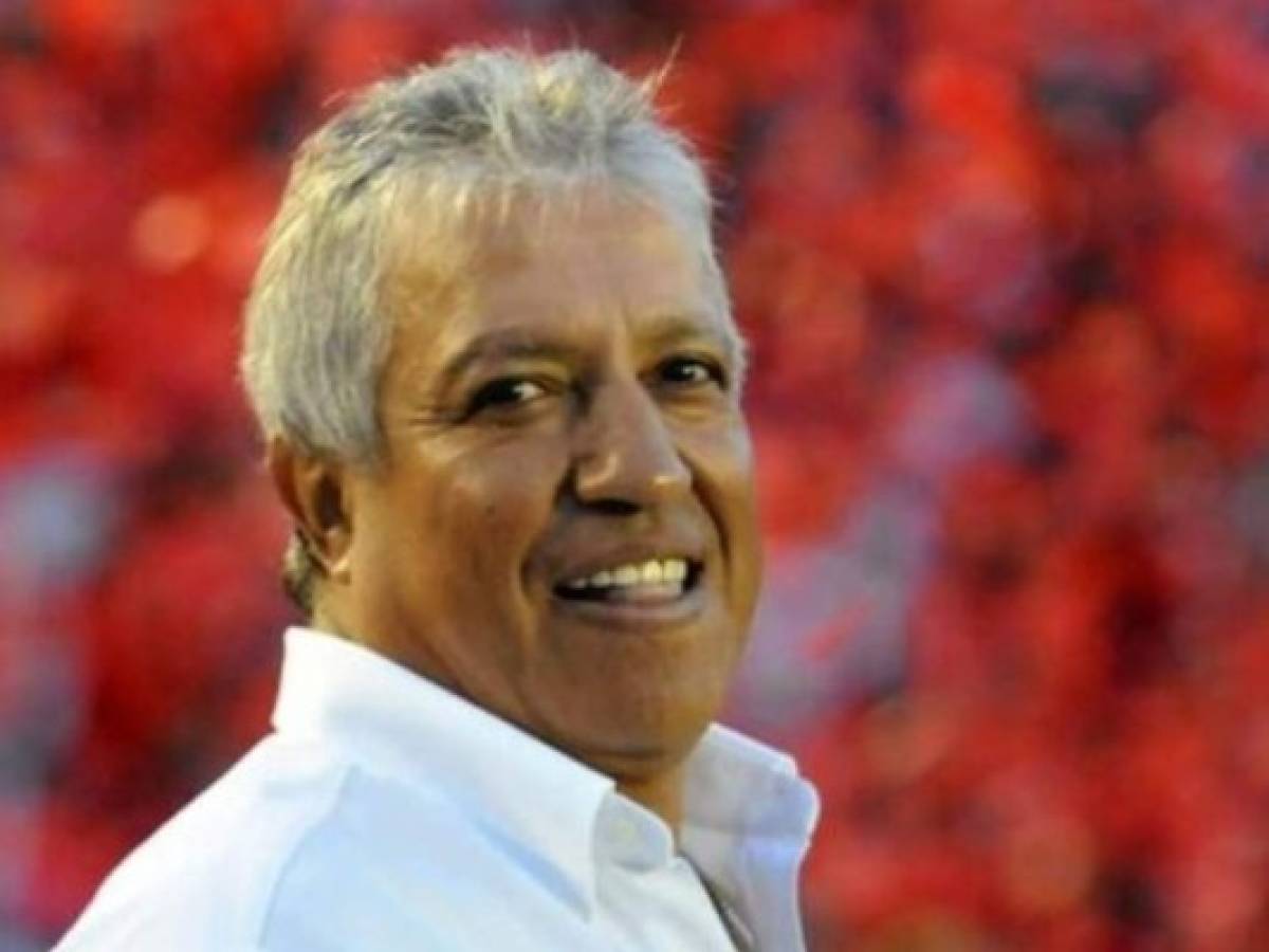 Américo Gallego es el nuevo técnico de la selección de Panamá