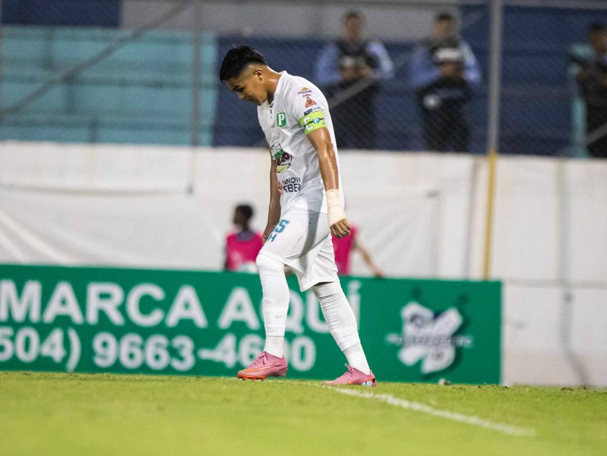 Bella periodista deslumbró, inesperado villano del Marathón vs Platense y polémica del partido