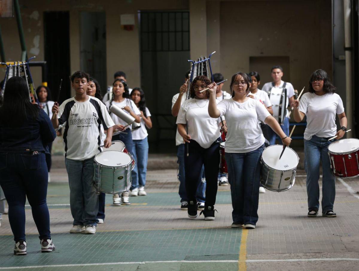 Ritmos de cumbia, punta y salsa sonarán en la banda del Mixto Hibueras el 15 de septiembre