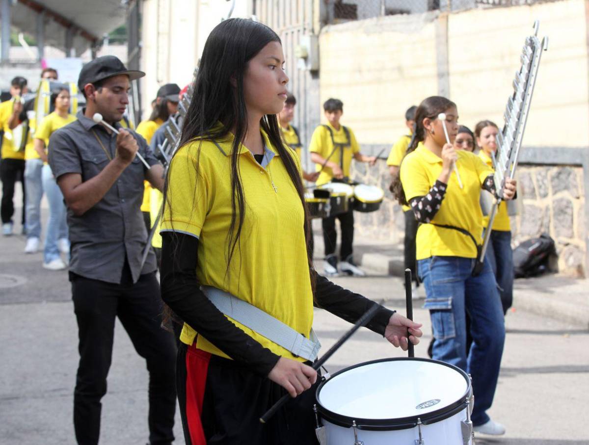 Banda marcial del Instituto San Pablo prepara un repertorio tradicional para los desfiles