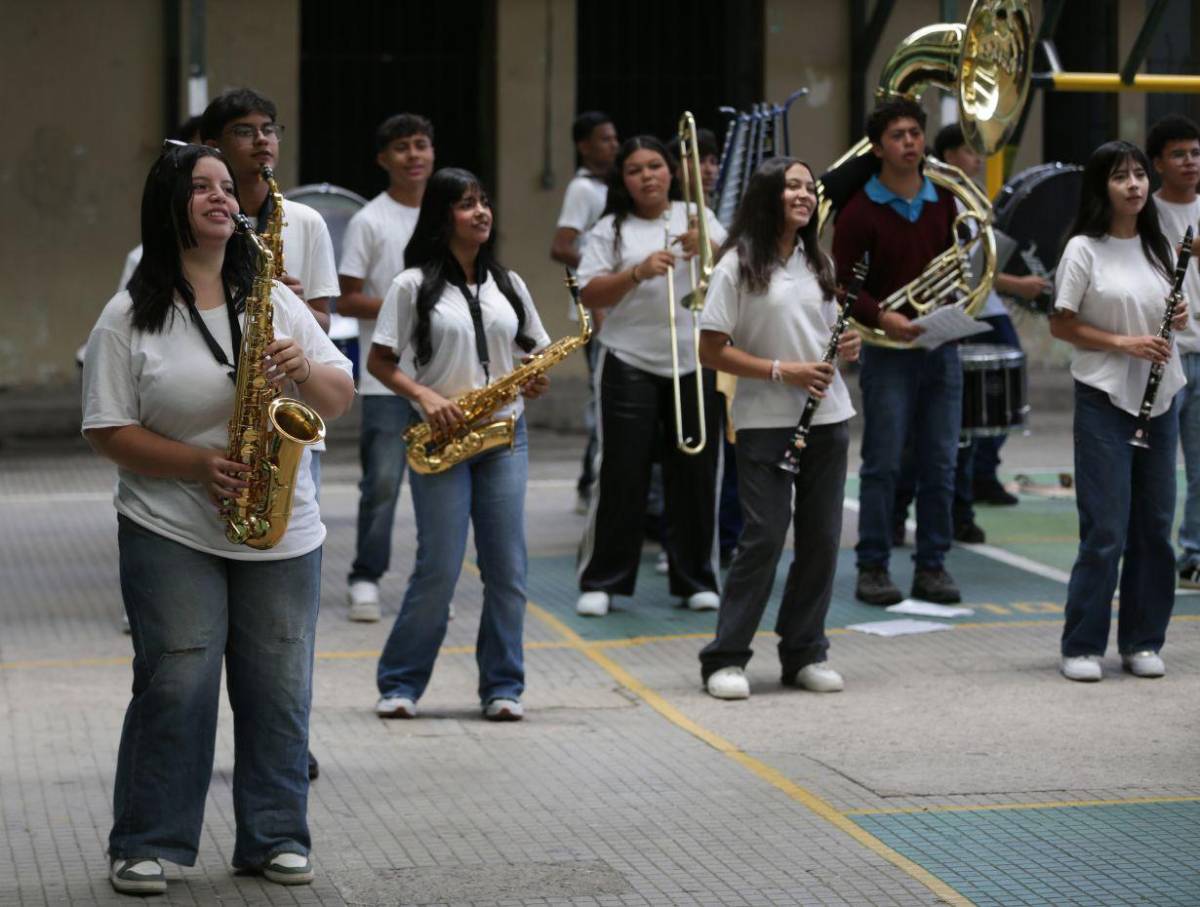 Ritmos de cumbia, punta y salsa sonarán en la banda del Mixto Hibueras el 15 de septiembre
