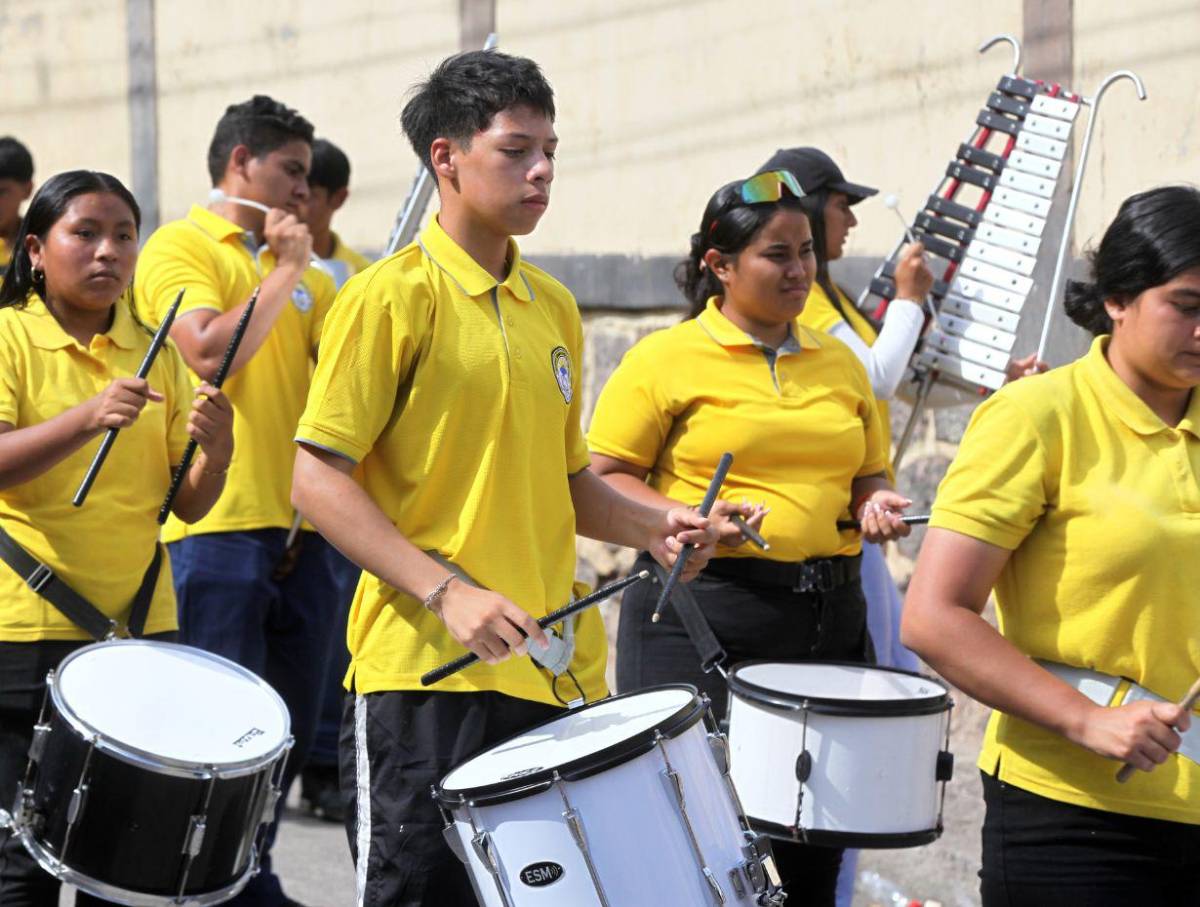 Banda marcial del Instituto San Pablo prepara un repertorio tradicional para los desfiles