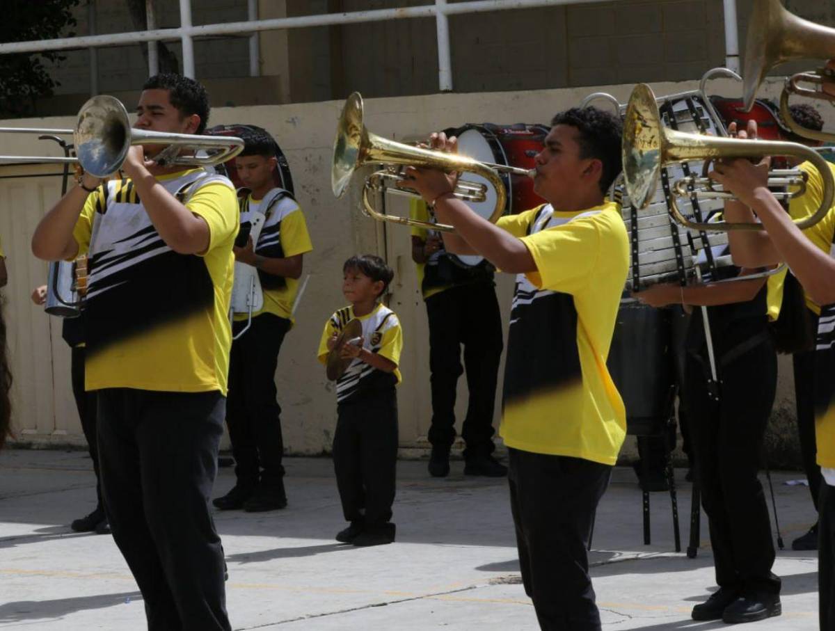 Banda del Alfonso Guillén Zelaya lista para celebrar 204 años de independencia patria