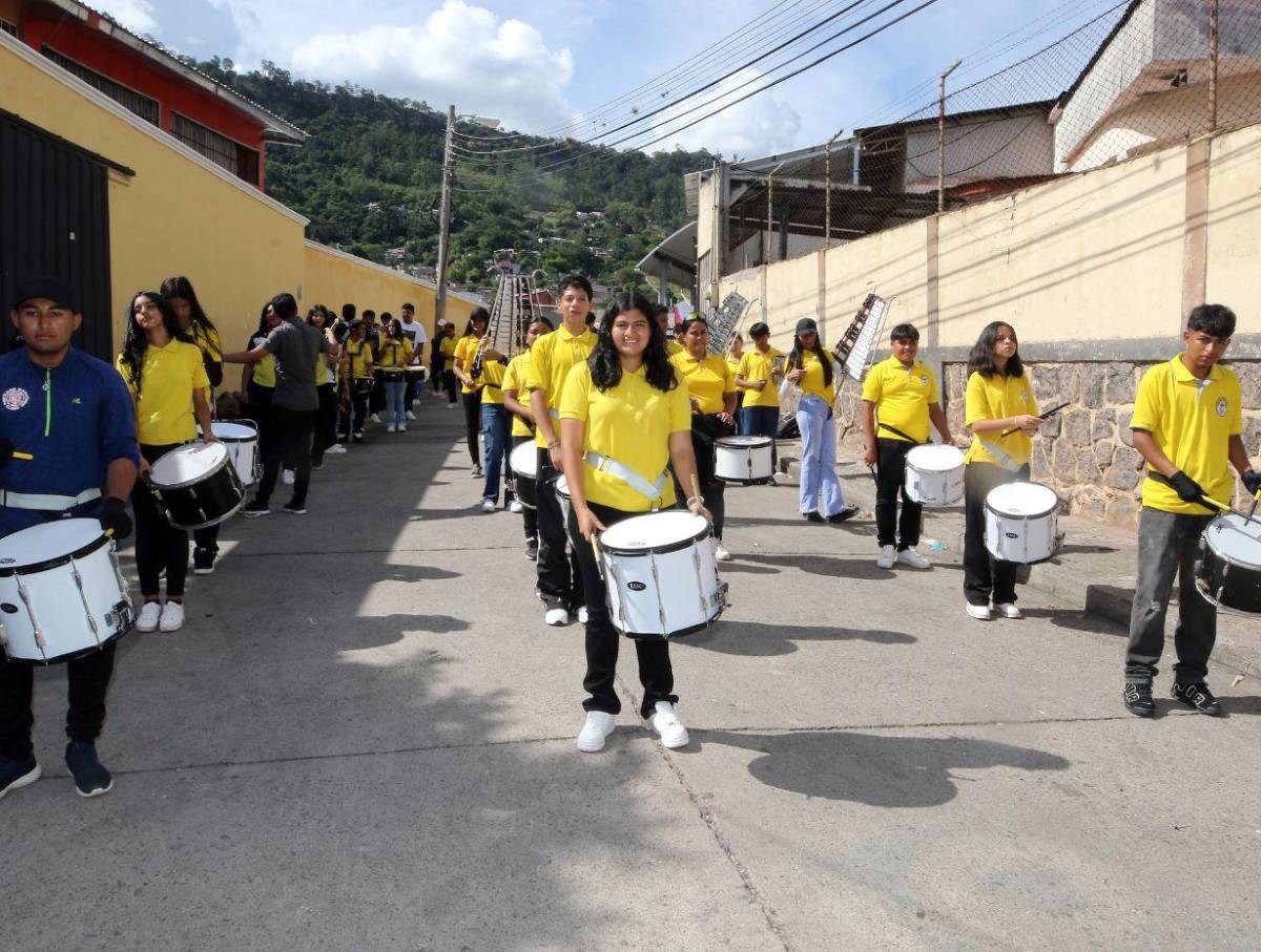 Banda marcial del Instituto San Pablo prepara un repertorio tradicional para los desfiles