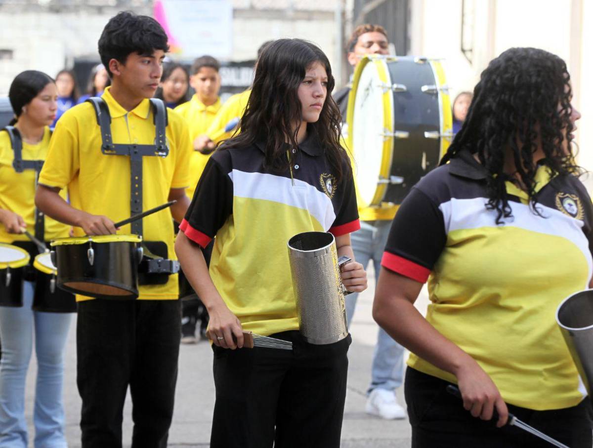 Banda marcial del Instituto San Pablo prepara un repertorio tradicional para los desfiles