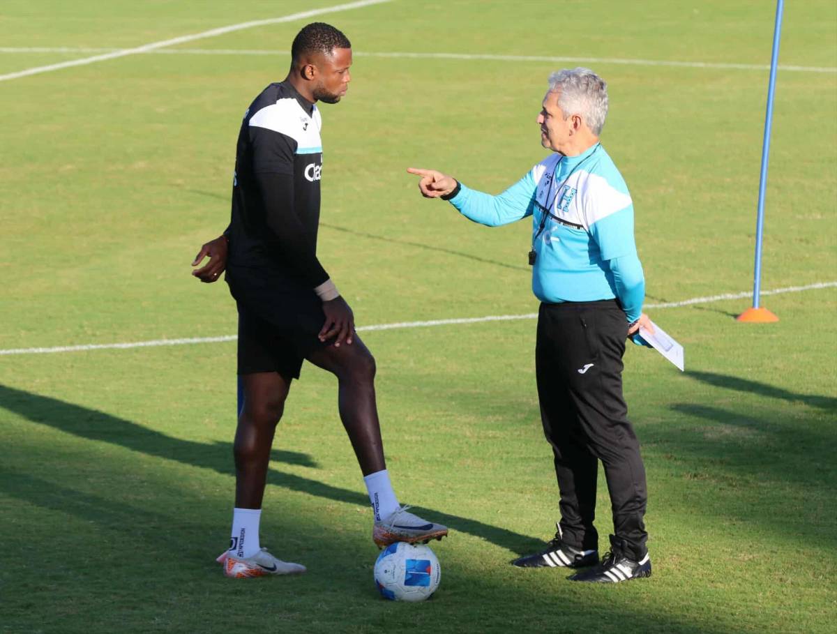 Recibimiento a Yio y jugador es baja: Así fue el entreno de la Selección de Honduras