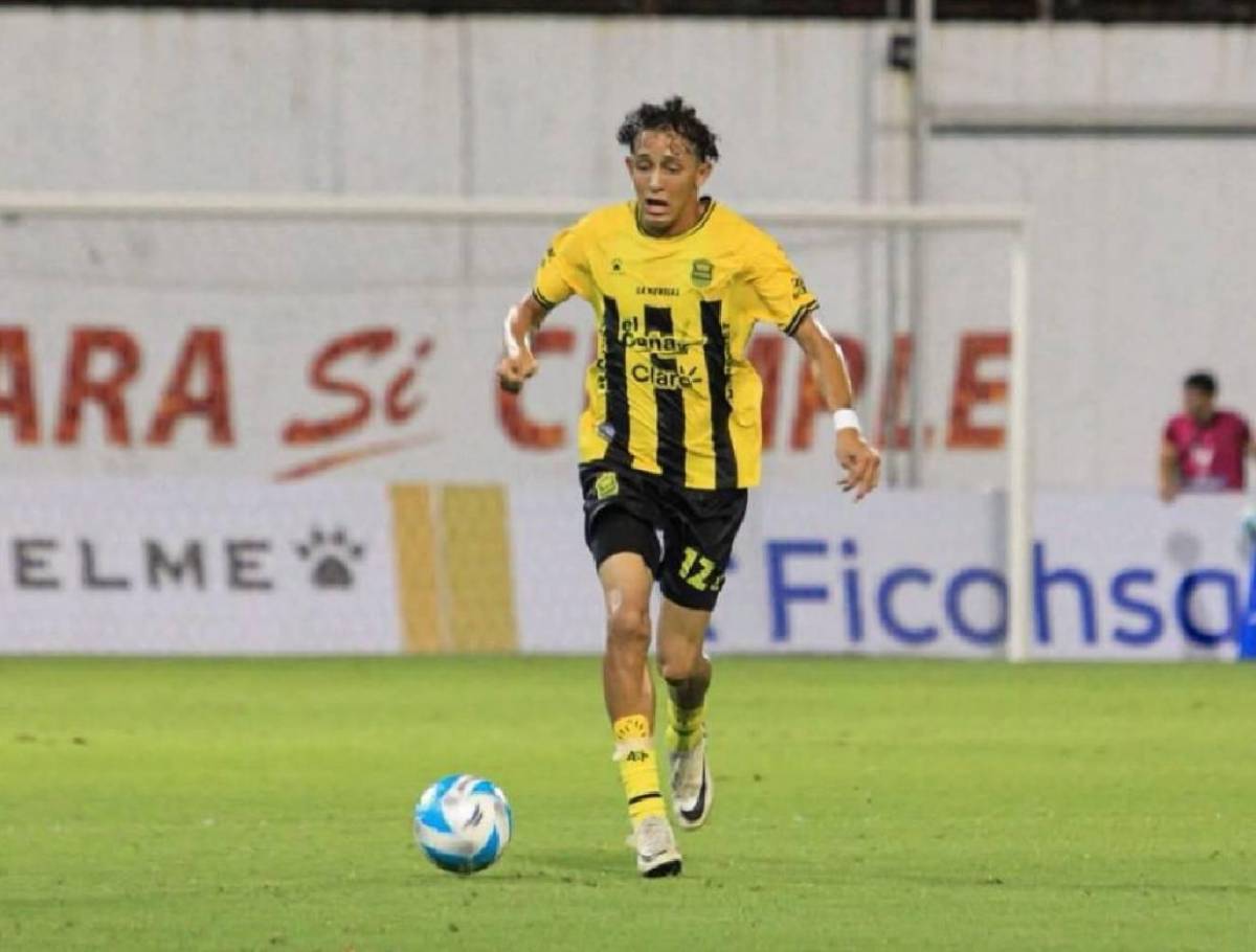 Fichajes: Auzmendi cambia de equipo, Dereck Moncada jugaría en Europa y movimiento en Motagua