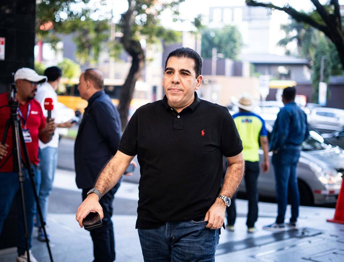 Luis Redondo llegó acompañado y Miss Honduras destaca: Personalidades en el Costa Rica vs Honduras