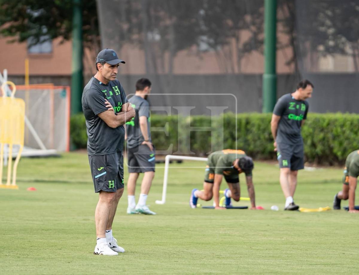 Con Figueroa y Moncada, Molina pone la mirada en amistoso ante Argentina