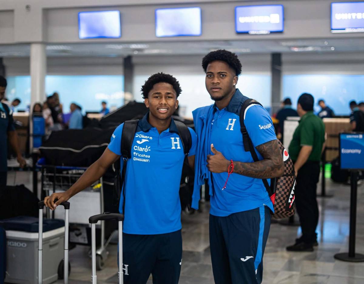 Entre abrazos y fotos; así fue la salida de la selección de Honduras rumbo a España