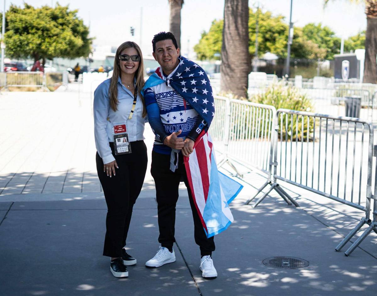 Bella periodista y exjugador hondureño sorprenden: Ambiente previo al Honduras vs Curazao