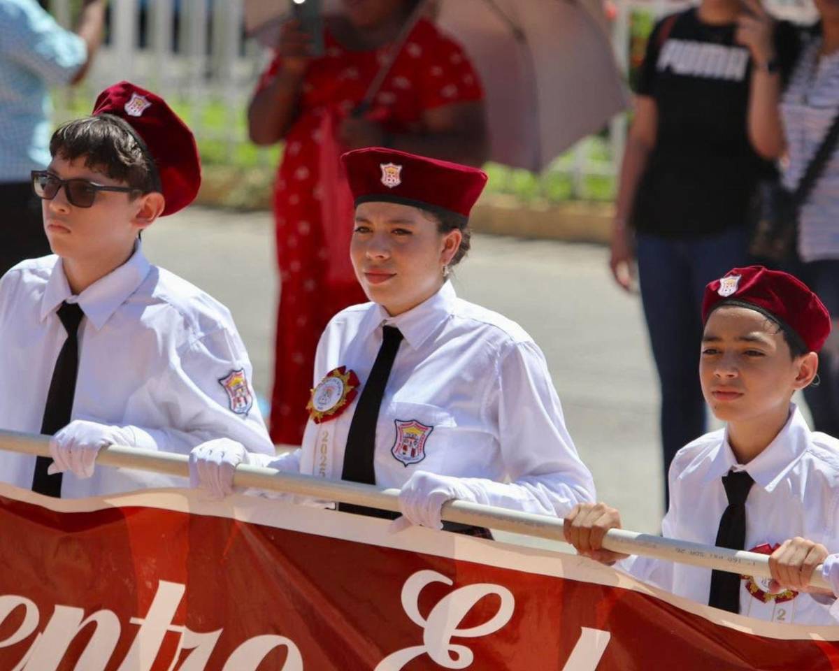 Fervor, tradición y mucho color: San Lorenzo engalana las fiestas del 15 de septiembre