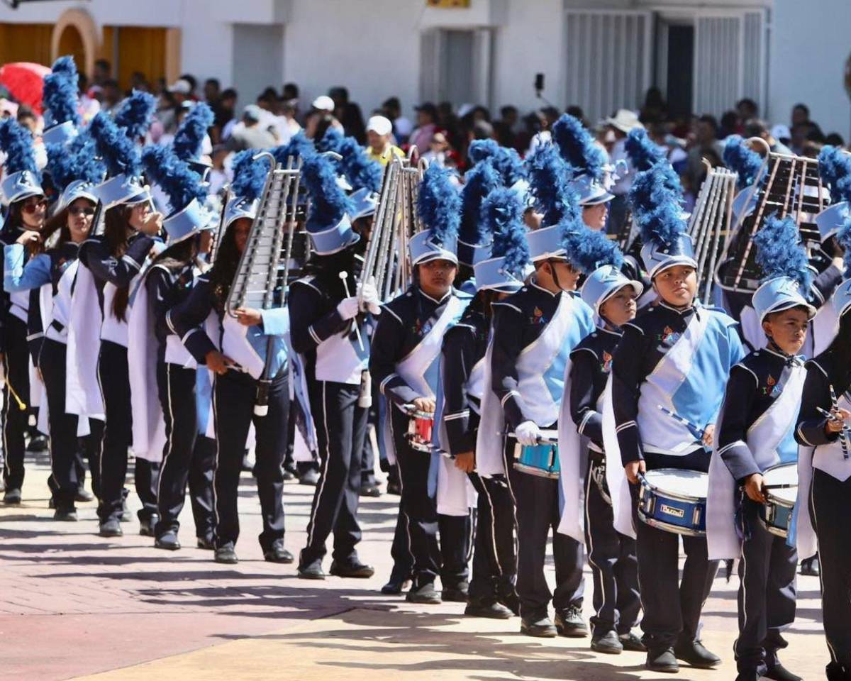 Fervor, tradición y mucho color: San Lorenzo engalana las fiestas del 15 de septiembre