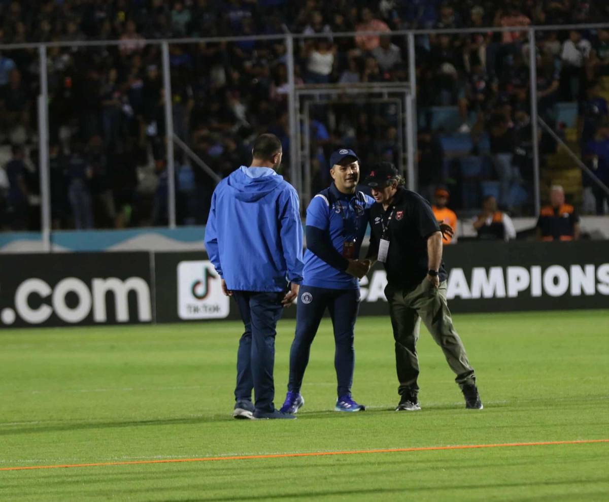 Bronca de jugadores y tristeza: Postales de la eliminación de Motagua en Copa Centroamericana