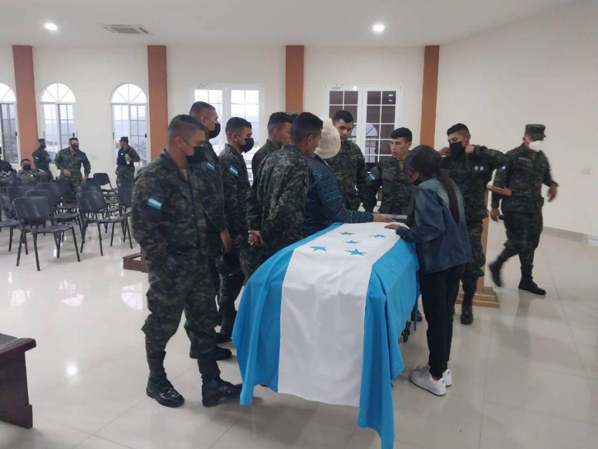 Velan a militar abatido en enfrentamiento con pandilleros en La Peña