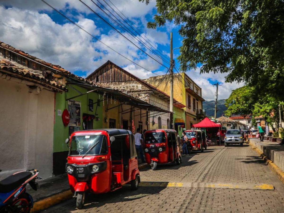 En mototaxi: EL HERALDO recorrió Trinidad, Santa Bárbara, en víspera de incinerar las chimeneas