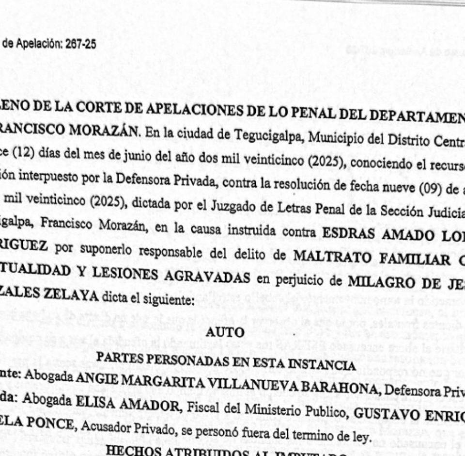 El fallo judicial favorece al periodista Esdras Amado López.