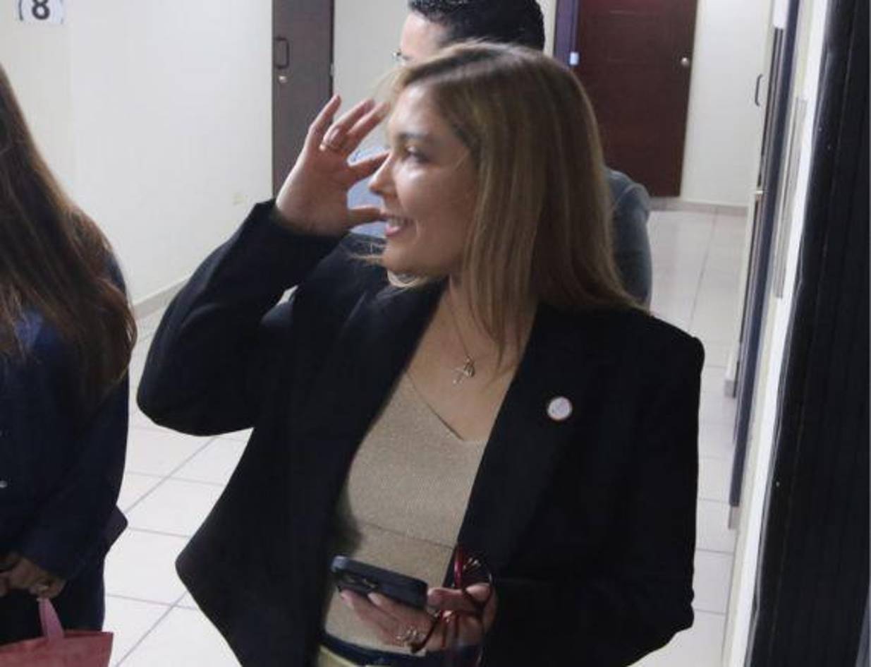 CNE pide no creer en triunfos tempranos y acompañar retorno del material electoral