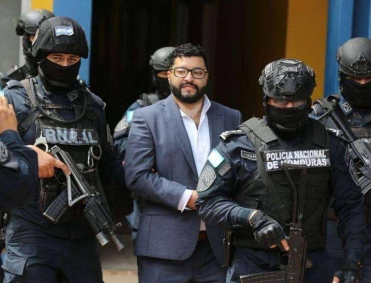 Defensa señala pruebas ilegales y vicios de origen en proceso del exjuez Vallecillo