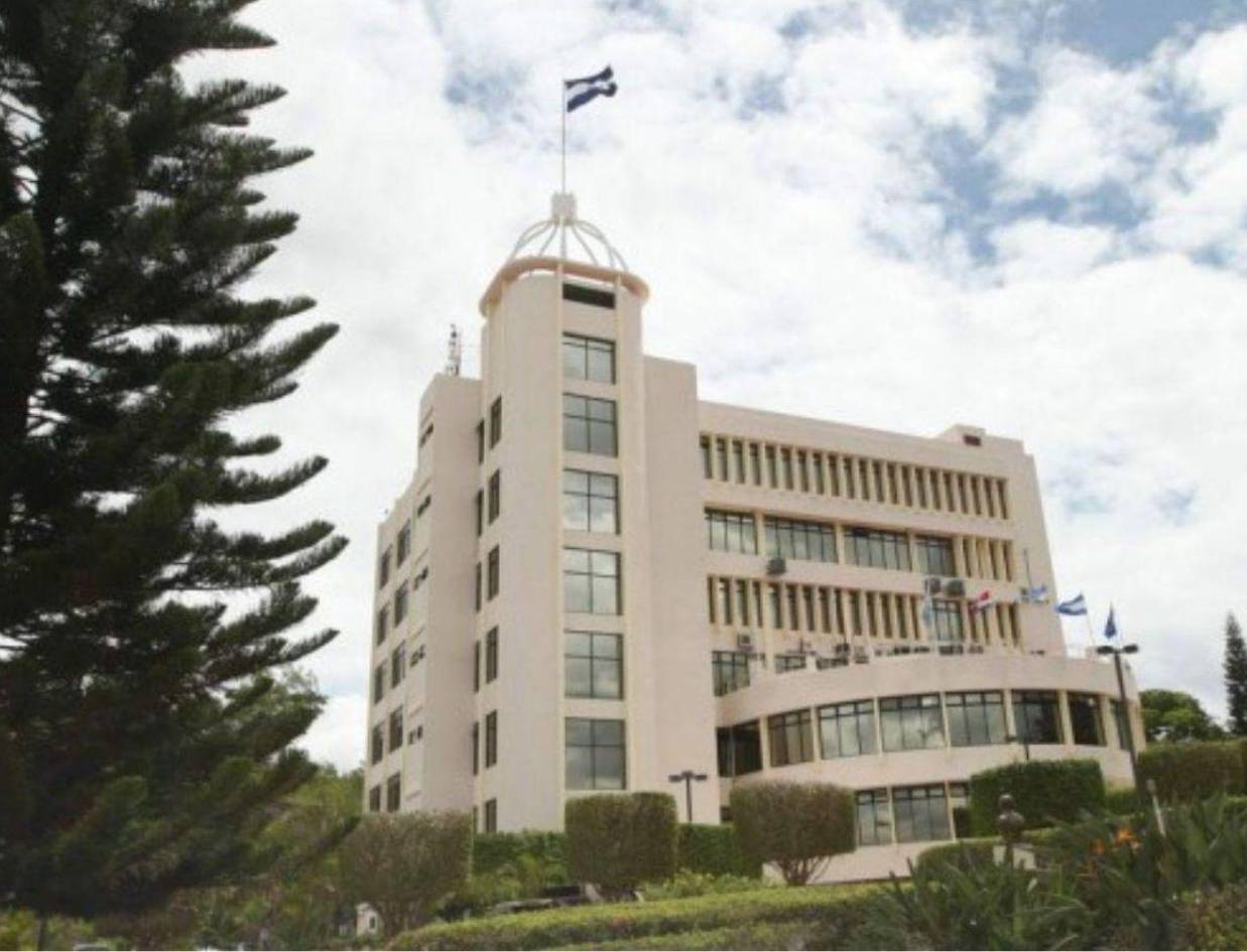 Estado gastó L6.6 millones en viáticos de vicecancilleres