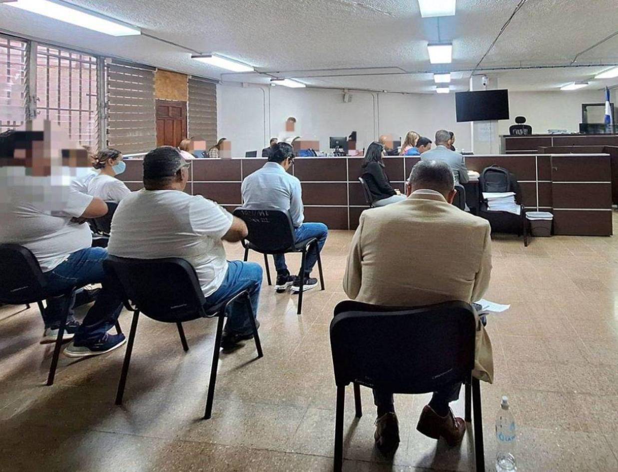 Dictan prisión preventiva a 10 implicados en presunto desfalco de L45.5 millones en Alcaldía de SPS